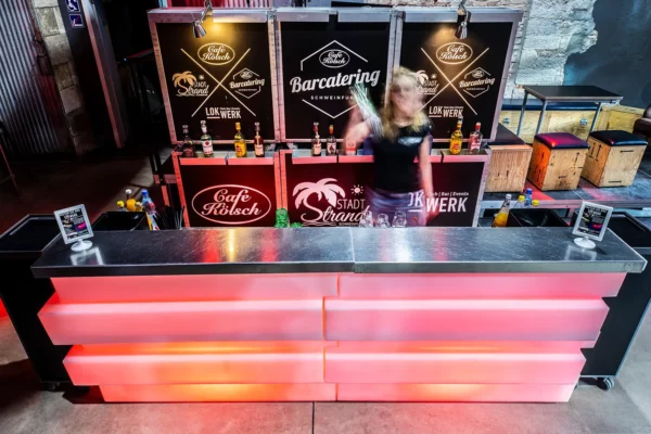 beleuchtet, modular koppelbar
